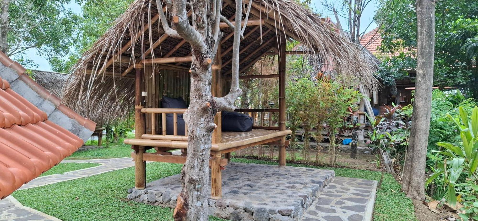 Uma Nirmala Aling-Aling Hotel Singaraja Екстериор снимка